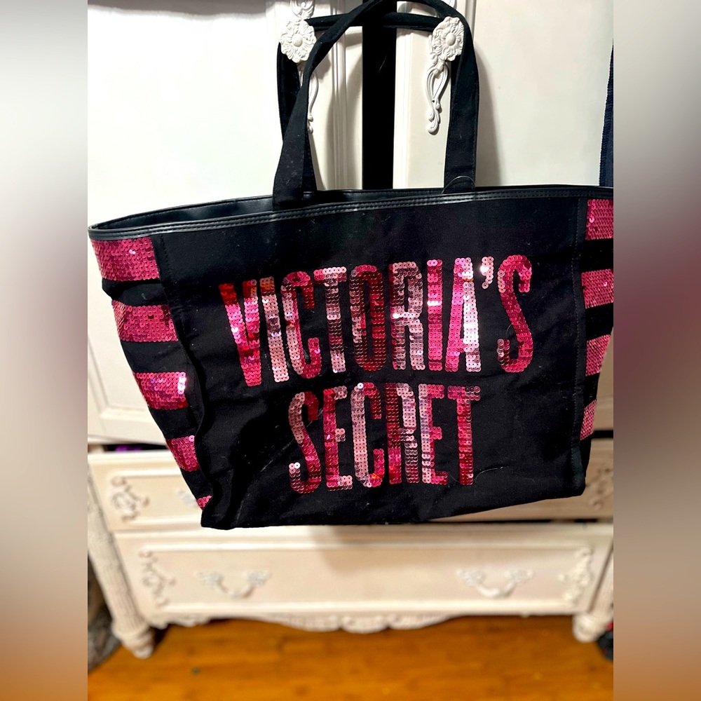Victoria secret tote